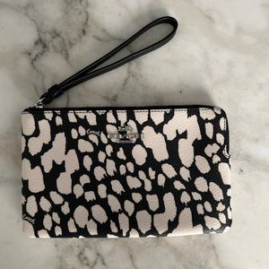 Coach Speckled Wristlet
